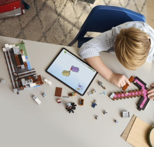 Lego® the Pickaxe Mine
