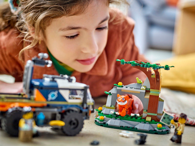 Lego® Jungle Explorer Off