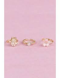 Boutique Foxy Floral Rings 3 pack