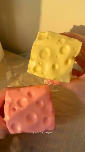 Pande Vaseline Eva Dou Yellow Cheese