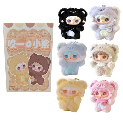 Yooki V4 Take a Bite Bear