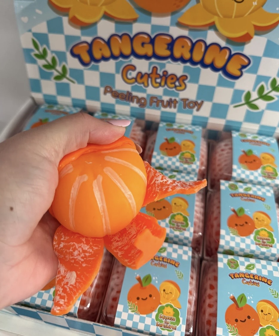 Tangerine Cutie Peeling