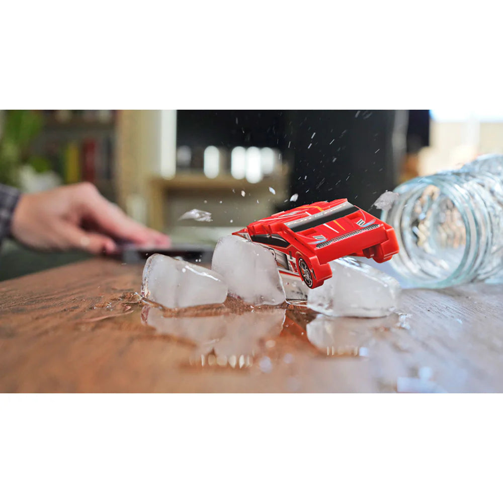 FLAT 2 FAST Stunt Card Racers