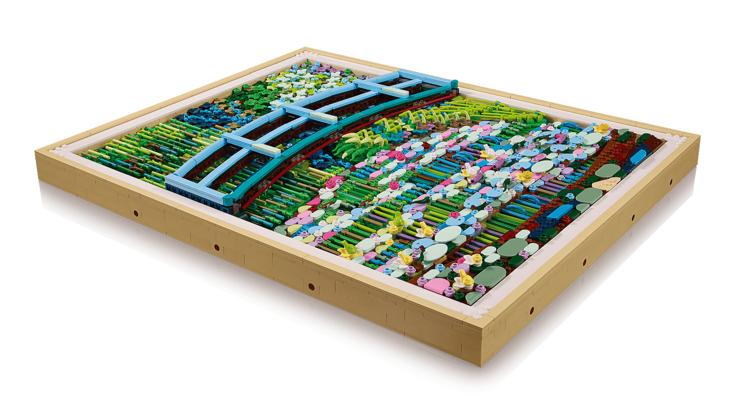 LEGO Claude Monet Bridge over a pond of Water Lillies