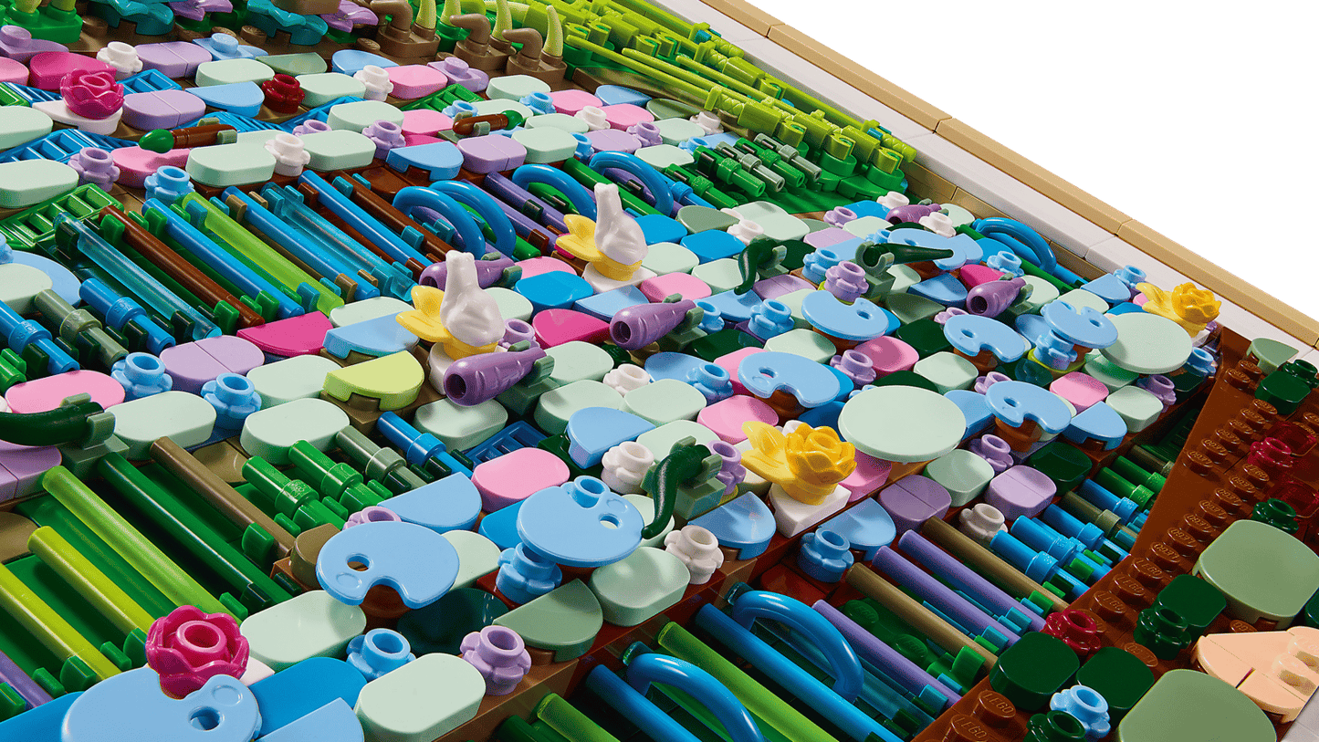 LEGO Claude Monet Bridge over a pond of Water Lillies