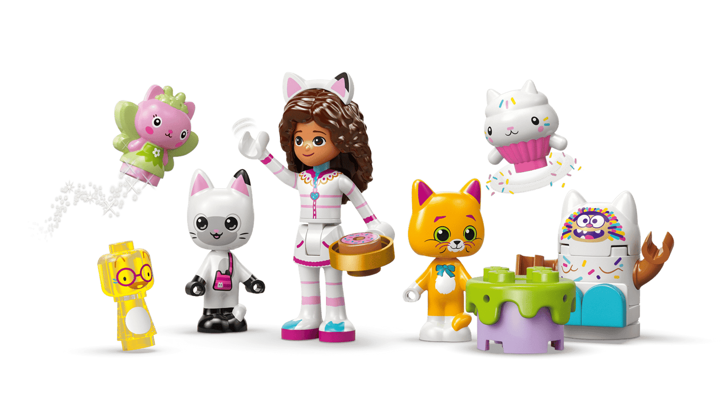 LEGO Sweet Treat Mountain and Kitty Garden