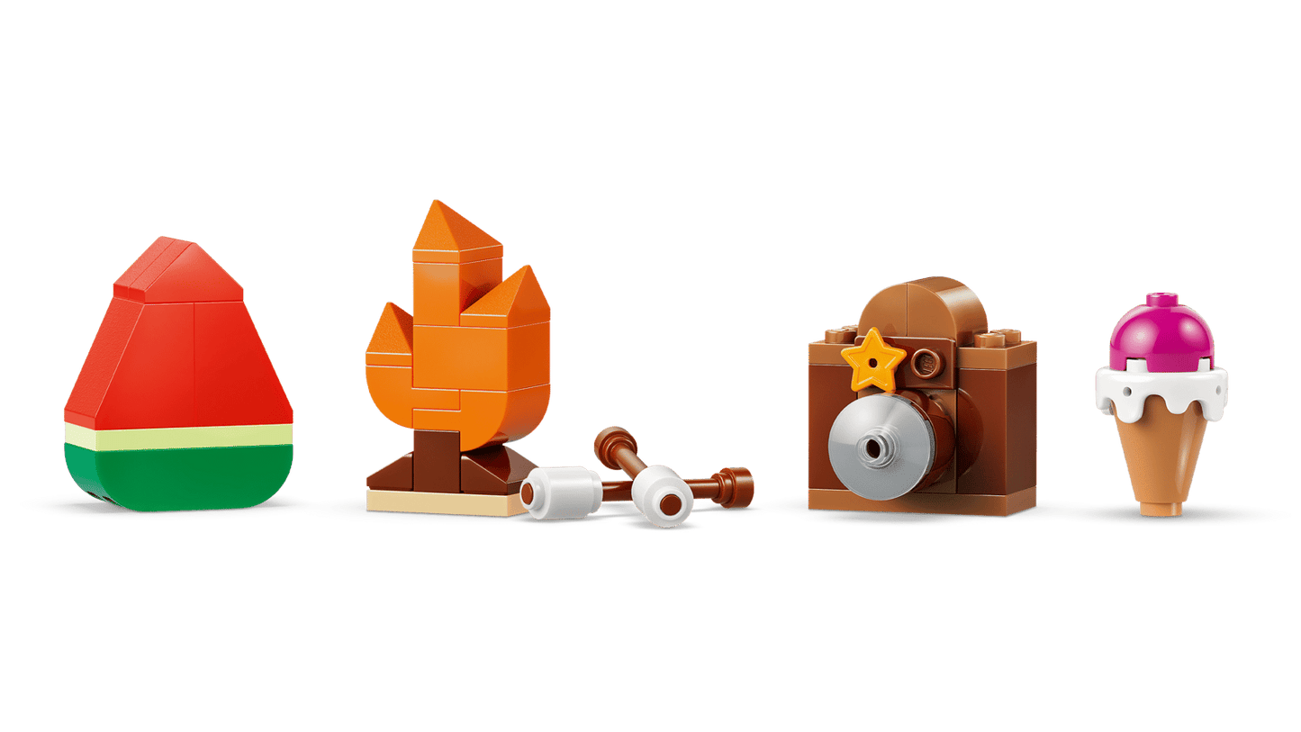 LEGO Brick Built Bluey Family