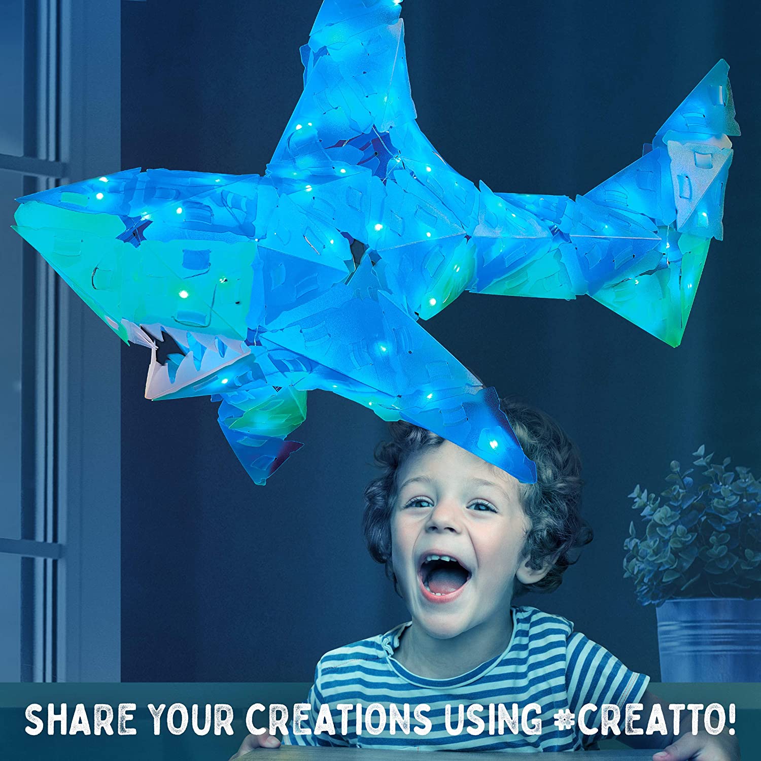 * Creatto Shark Pal Light