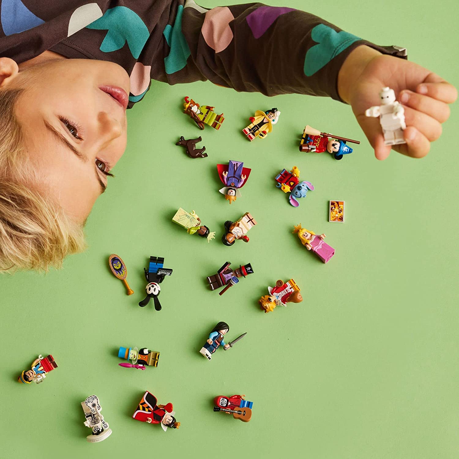 Tbd Minifigures 1-2023
