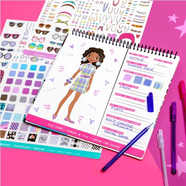Fashion Sticker Stylist 1