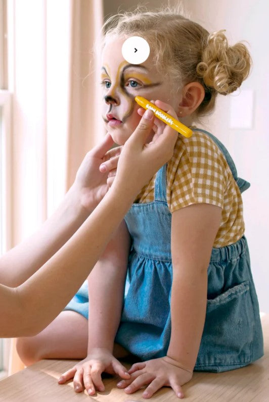 Body Doodlers Face Crayon